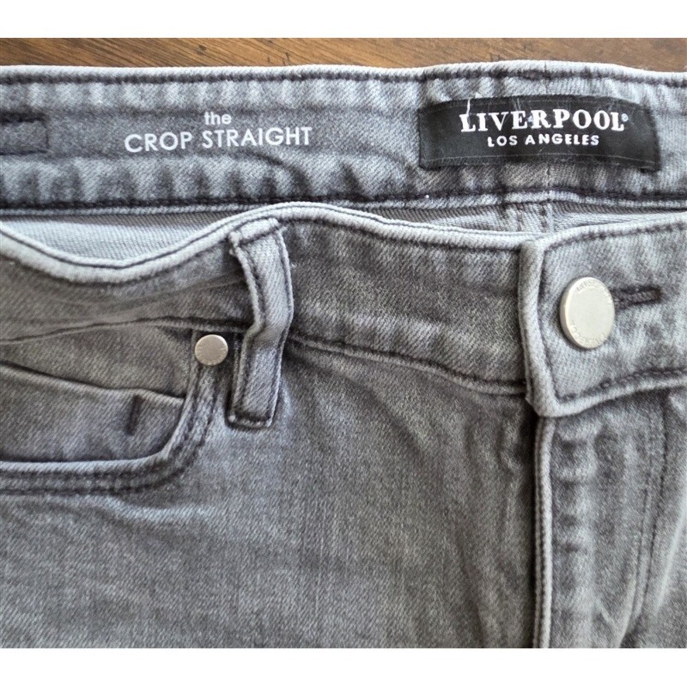 NWT Liverpool 8 29 Fringe Hem Pumice Gray Fray Jeans Crop Straight 128400 - Picture 3 of 6